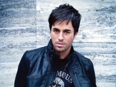 ENRIQUE IGLESIAS & LUDACRIS