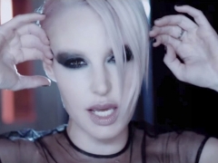 SERGE DEVANT & EMMA HEWITT