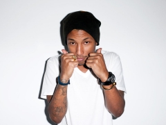 PHARELL WILLIAMS