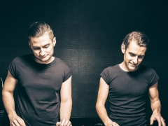 STAGE ROCKERS
