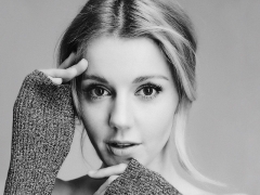 ЮЛИАННА КАРАУЛОВА