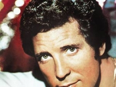 TOM JONES