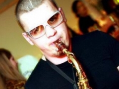 VLADI STRECKER