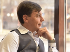 БЕЗСОНОВ СЕРГІЙ