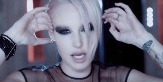 SERGE DEVANT & EMMA HEWITT