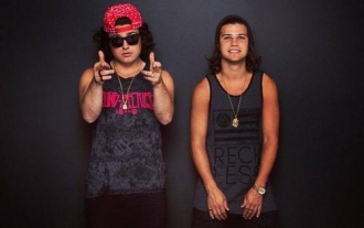DVBBS