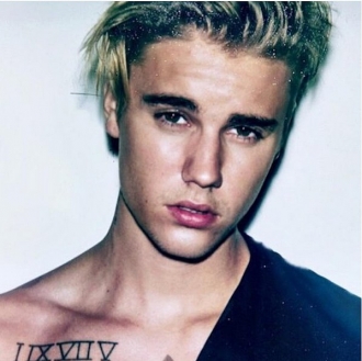 JUSTIN BIEBER
