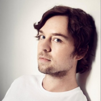 DARREN HAYES