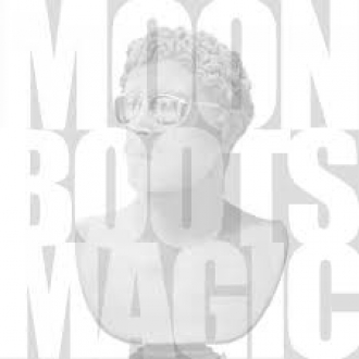 MOON BOOTS